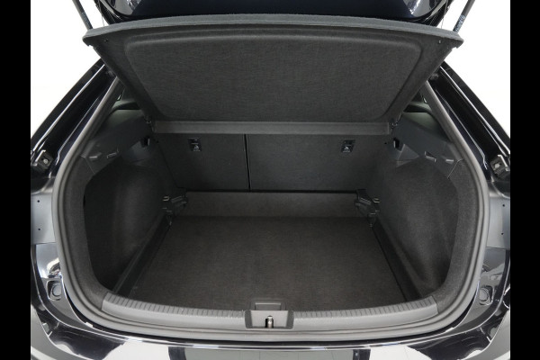 Volkswagen Taigo 1.0 TSI 110pk DSG R-Line Panorama Navi via App Pdc Acc Lane Assist