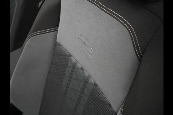 Volkswagen Taigo 1.0 TSI 110pk DSG R-Line Panorama Navi via App Pdc Acc Lane Assist