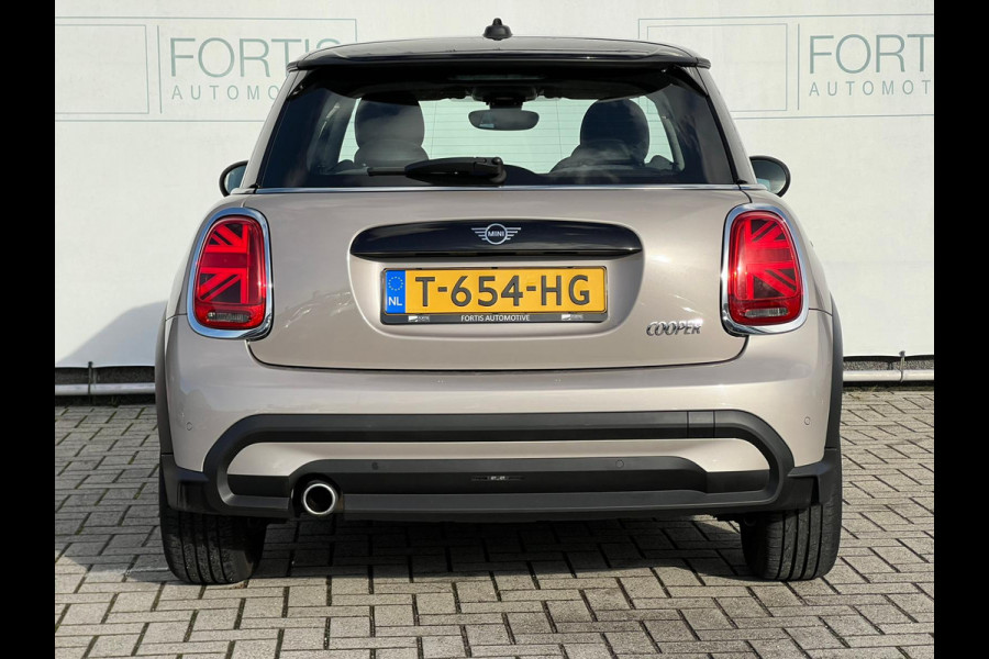MINI Mini 1.5 Cooper Camden Edition NL AUTO | CARPLAY | DEALER ONDERH | UNION JACK MINI Mini 1.5 Cooper Camden Edition NL AUTO | CARPLAY | DEALER ONDERH | UNION JACK