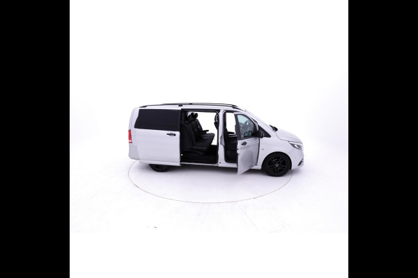 Mercedes-Benz Vito 114 CDI Lang luxe bomvol 214 pk led navi amg pakket leer Mercedes-Benz Vito 114 CDI Lang luxe bomvol 214 pk led navi amg pakket leer