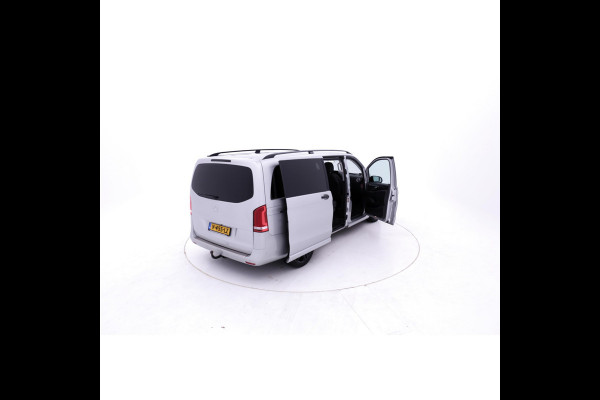 Mercedes-Benz Vito 114 CDI Lang luxe bomvol 214 pk led navi amg pakket leer Mercedes-Benz Vito 114 CDI Lang luxe bomvol 214 pk led navi amg pakket leer