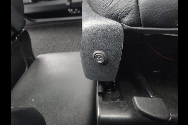 Mercedes-Benz Vito 114 CDI Lang luxe bomvol 214 pk led navi amg pakket leer Mercedes-Benz Vito 114 CDI Lang luxe bomvol 214 pk led navi amg pakket leer