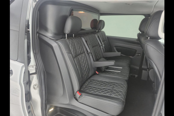 Mercedes-Benz Vito 114 CDI Lang luxe bomvol 214 pk led navi amg pakket leer Mercedes-Benz Vito 114 CDI Lang luxe bomvol 214 pk led navi amg pakket leer