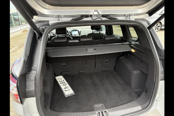 Ford Kuga 1.5 EcoBoost ST Line 150pk | Trekhaak | 2.000kg Trekgewicht | Winterpack