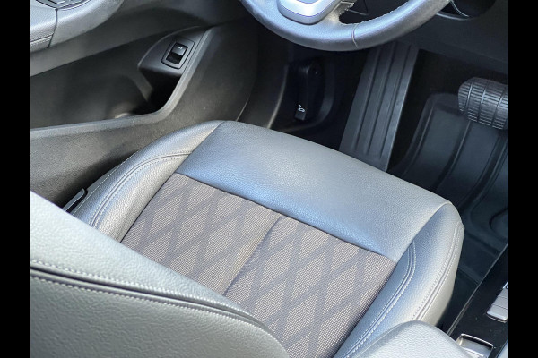 BMW X1 sDrive20i High Executive 190pk | BMW X1 sDrive20i High Executive 190pk |