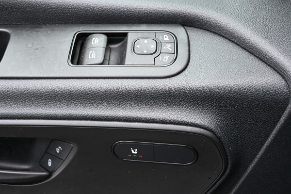 Mercedes-Benz Sprinter 316 CDI L2H2 LED, 360 Graden camera, Navigatie Mercedes-Benz Sprinter 316 CDI L2H2 LED, 360 Graden camera, Navigatie