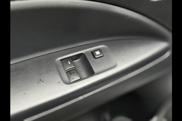 Mitsubishi Space Star 1.0 Cool+ Automaat | Airco, El. Ramen, Radio/CD-speler, Start/Stop | Dealeronderhouden | NAP | Mitsubishi Space Star 1.0 Cool+ Automaat | Airco, El. Ramen, Radio/CD-speler, Start/Stop | Dealeronderhouden | NAP |