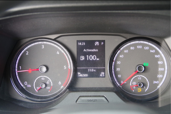 Volkswagen Transporter 2.0 TDI L2 150PK AUT. 3-ZITS, STOELVERWARMING, CRUISE, AIRCO, CARPLAY, PARKEERSENSOREN, Volkswagen Transporter 2.0 TDI L2 150PK AUT. 3-ZITS, STOELVERWARMING, CRUISE, AIRCO, CARPLAY, PARKEERSENSOREN,