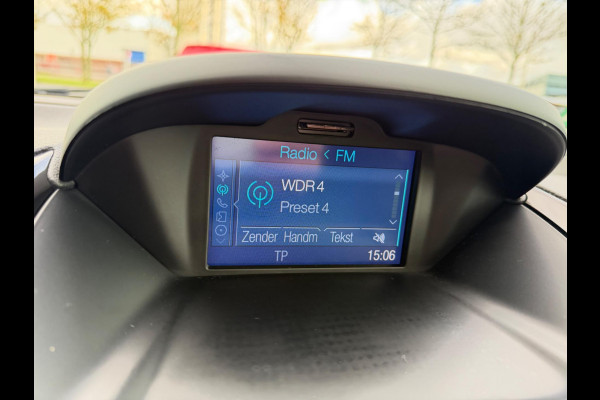 Ford B-MAX 1.0 EcoBoost Titanium, NAP, Camera, Trekhaak Ford B-MAX 1.0 EcoBoost Titanium, NAP, Camera, Trekhaak