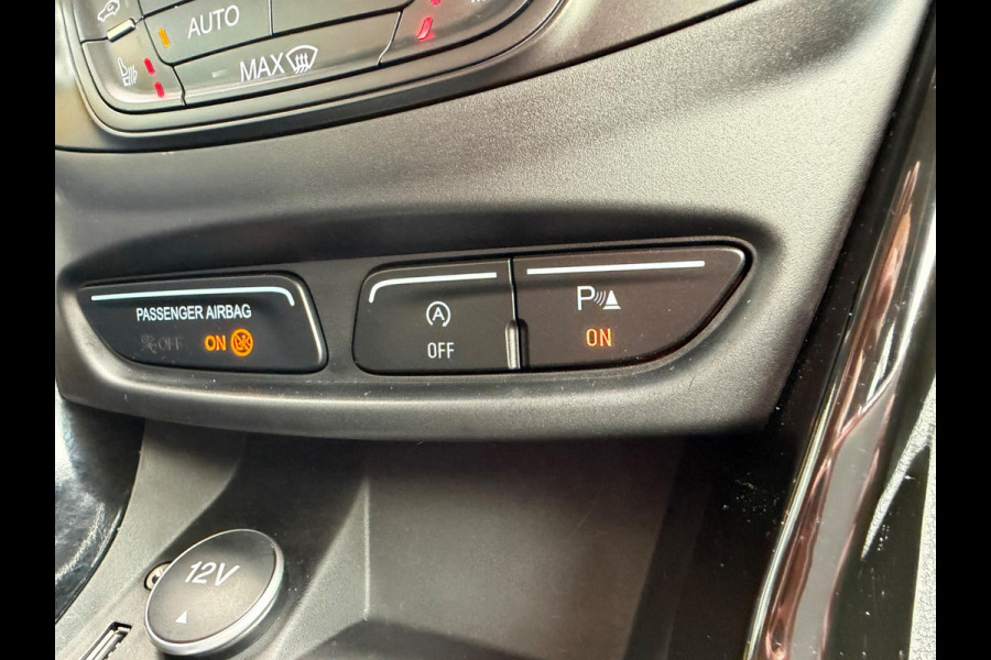 Ford B-MAX 1.0 EcoBoost Titanium, NAP, Camera, Trekhaak Ford B-MAX 1.0 EcoBoost Titanium, NAP, Camera, Trekhaak