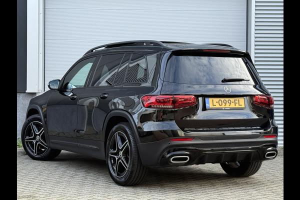 Mercedes-Benz Glb 180 Business Solution AMG | Panoramadak | Multibeam | Memorystoelen