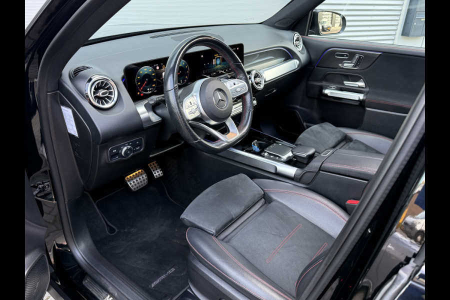 Mercedes-Benz Glb 180 Business Solution AMG | Panoramadak | Multibeam | Memorystoelen