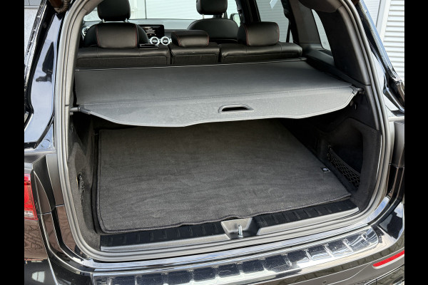 Mercedes-Benz Glb 180 Business Solution AMG | Panoramadak | Multibeam | Memorystoelen