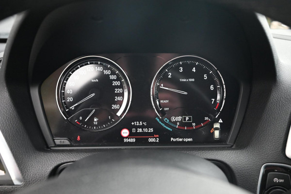 BMW 1-serie 118i Edition Shadow 136 PK Keyless Leder Stoelverwarming 17''
