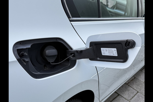 Volkswagen Golf BWJ 2023 | 1.5TSI 131PK Life Bus AUTOMAAT | CLIMA | NAVI | PDC | CRUISE | CAMERA A | STOELVERW | Volkswagen Golf BWJ 2023 | 1.5TSI 131PK Life Bus AUTOMAAT | CLIMA | NAVI | PDC | CRUISE | CAMERA A | STOELVERW |