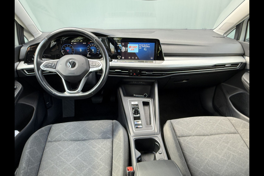 Volkswagen Golf BWJ 2023 | 1.5TSI 131PK Life Bus AUTOMAAT | CLIMA | NAVI | PDC | CRUISE | CAMERA A | STOELVERW | Volkswagen Golf BWJ 2023 | 1.5TSI 131PK Life Bus AUTOMAAT | CLIMA | NAVI | PDC | CRUISE | CAMERA A | STOELVERW |