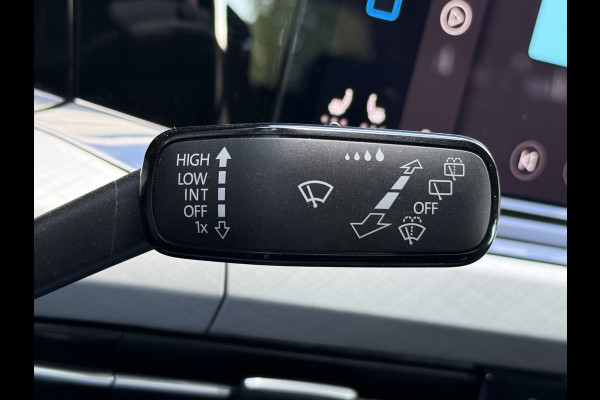 Volkswagen Golf BWJ 2023 | 1.5TSI 131PK Life Bus AUTOMAAT | CLIMA | NAVI | PDC | CRUISE | CAMERA A | STOELVERW | Volkswagen Golf BWJ 2023 | 1.5TSI 131PK Life Bus AUTOMAAT | CLIMA | NAVI | PDC | CRUISE | CAMERA A | STOELVERW |