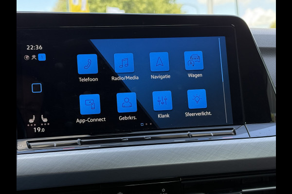 Volkswagen Golf BWJ 2023 | 1.5TSI 131PK Life Bus AUTOMAAT | CLIMA | NAVI | PDC | CRUISE | CAMERA A | STOELVERW | Volkswagen Golf BWJ 2023 | 1.5TSI 131PK Life Bus AUTOMAAT | CLIMA | NAVI | PDC | CRUISE | CAMERA A | STOELVERW |