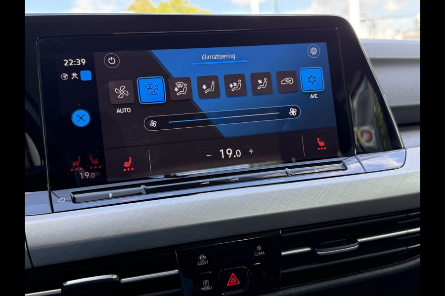 Volkswagen Golf BWJ 2023 | 1.5TSI 131PK Life Bus AUTOMAAT | CLIMA | NAVI | PDC | CRUISE | CAMERA A | STOELVERW | Volkswagen Golf BWJ 2023 | 1.5TSI 131PK Life Bus AUTOMAAT | CLIMA | NAVI | PDC | CRUISE | CAMERA A | STOELVERW |