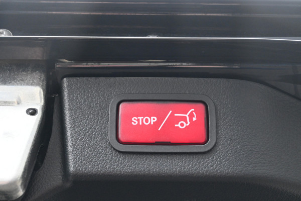 Mercedes-Benz V-Klasse 300d DC L3 XL Avantgarde Electrische schuifdeuren, Distronic, 360 Camera Mercedes-Benz V-Klasse 300d DC L3 XL Avantgarde Electrische schuifdeuren, Distronic, 360 Camera