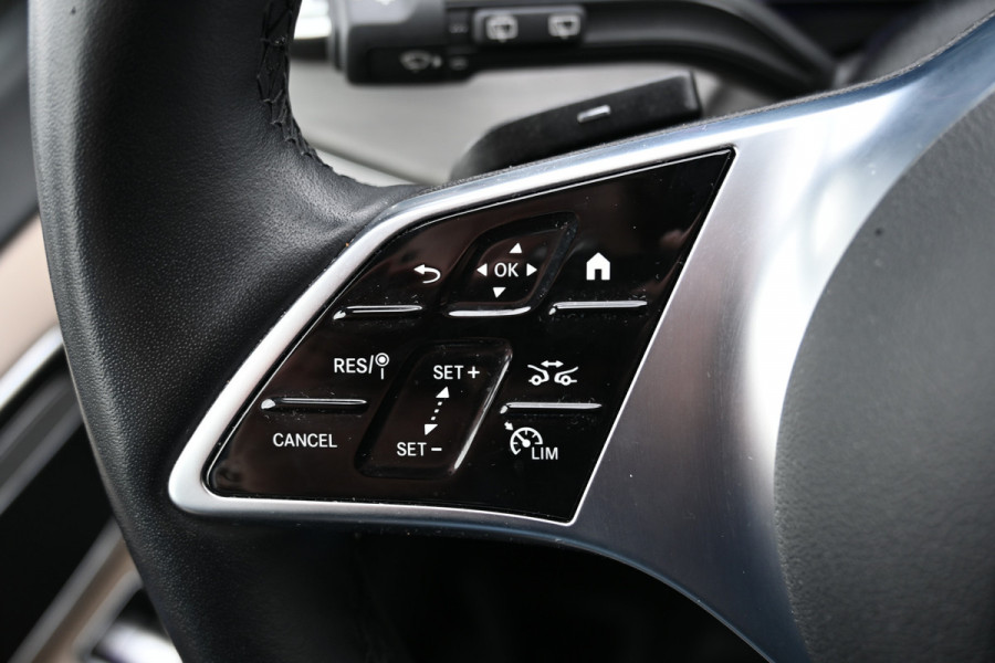 Mercedes-Benz V-Klasse 300d DC L3 XL Avantgarde Electrische schuifdeuren, Distronic, 360 Camera Mercedes-Benz V-Klasse 300d DC L3 XL Avantgarde Electrische schuifdeuren, Distronic, 360 Camera