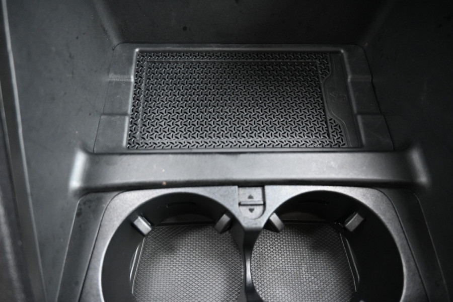 Mercedes-Benz V-Klasse 300d DC L3 XL Avantgarde Electrische schuifdeuren, Distronic, 360 Camera Mercedes-Benz V-Klasse 300d DC L3 XL Avantgarde Electrische schuifdeuren, Distronic, 360 Camera