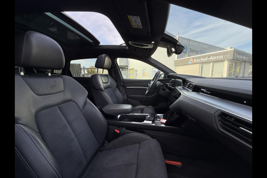 Audi e-tron 55 quattro S edition 95 kWh | Panorama | Trekhaak | 21 Inch | Audi e-tron 55 quattro S edition 95 kWh | Panorama | Trekhaak | 21 Inch |