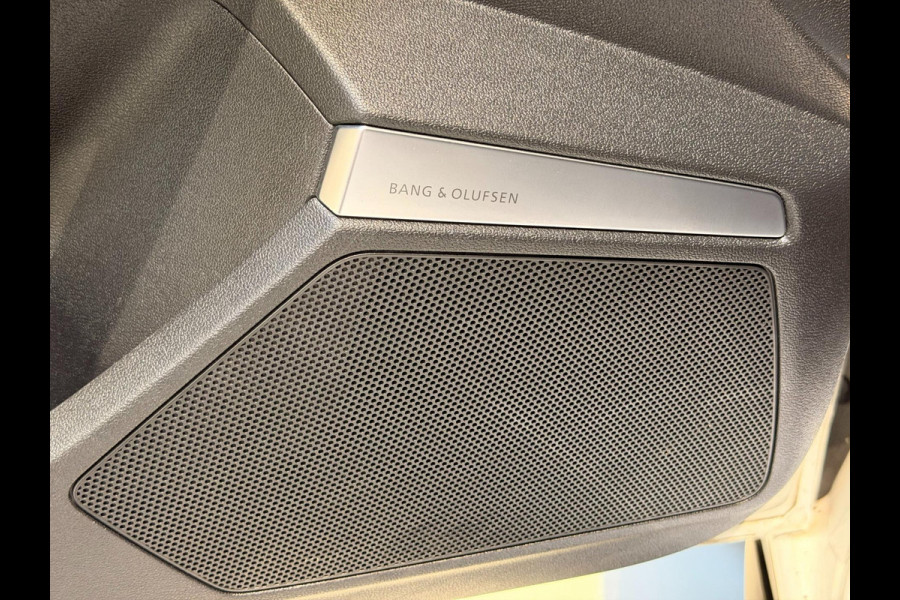 Audi A3 Limousine 35 TFSI 3x S-LINE |PANO|B&O|VIRTUAL|HUD|ACC|STOELVERWARMING