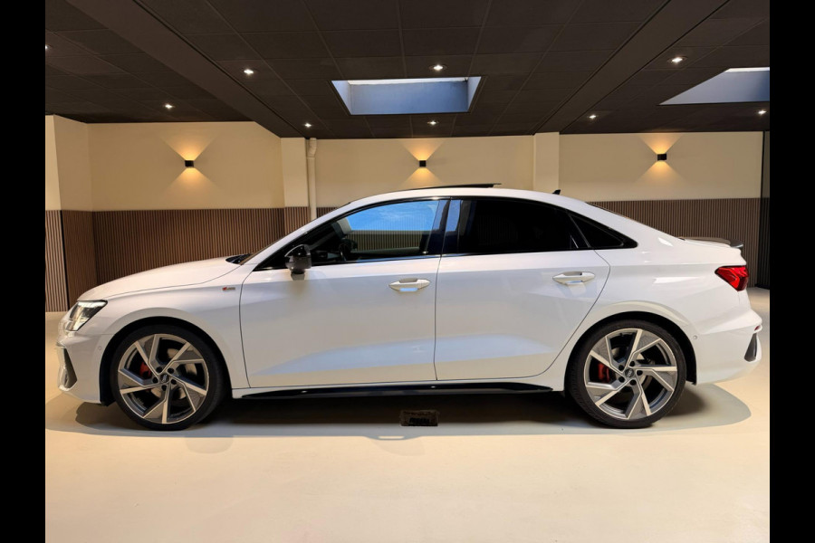 Audi A3 Limousine 35 TFSI 3x S-LINE |PANO|B&O|VIRTUAL|HUD|ACC|STOELVERWARMING