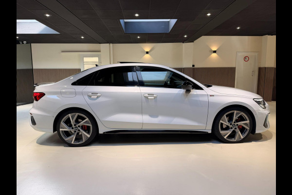 Audi A3 Limousine 35 TFSI 3x S-LINE |PANO|B&O|VIRTUAL|HUD|ACC|STOELVERWARMING