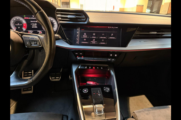 Audi A3 Limousine 35 TFSI 3x S-LINE |PANO|B&O|VIRTUAL|HUD|ACC|STOELVERWARMING