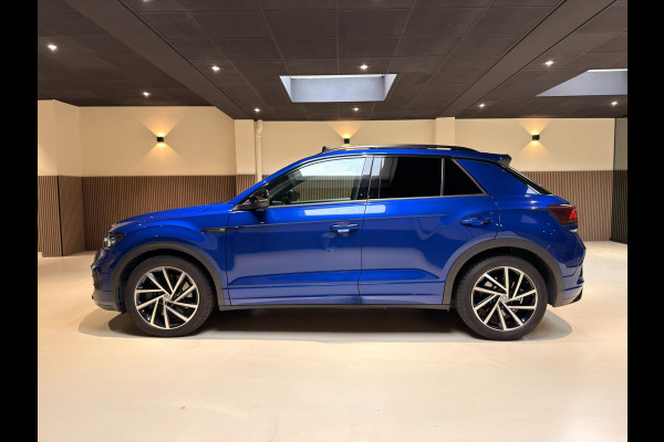 Volkswagen T-Roc 2.0 TSI 4Motion R 300PK|PANO|CAMERA|BTW AUTO|LINE-ASSIST|ACC Volkswagen T-Roc 2.0 TSI 4Motion R 300PK|PANO|CAMERA|BTW AUTO|LINE-ASSIST|ACC