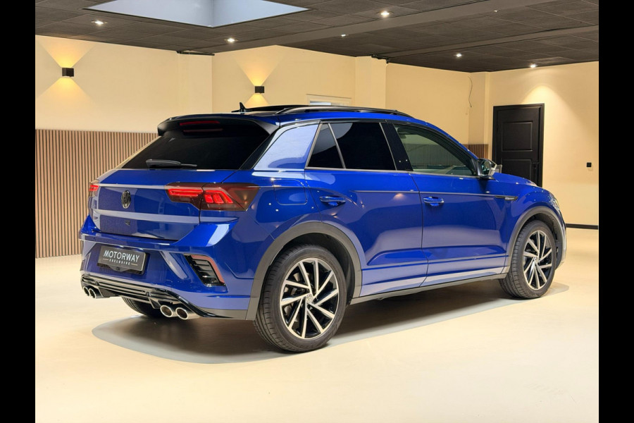 Volkswagen T-Roc 2.0 TSI 4Motion R 300PK|PANO|CAMERA|BTW AUTO|LINE-ASSIST|ACC Volkswagen T-Roc 2.0 TSI 4Motion R 300PK|PANO|CAMERA|BTW AUTO|LINE-ASSIST|ACC