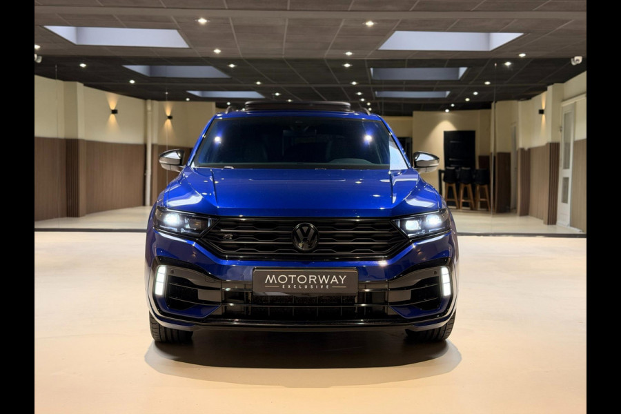 Volkswagen T-Roc 2.0 TSI 4Motion R 300PK|PANO|CAMERA|BTW AUTO|LINE-ASSIST|ACC Volkswagen T-Roc 2.0 TSI 4Motion R 300PK|PANO|CAMERA|BTW AUTO|LINE-ASSIST|ACC