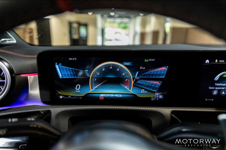 Mercedes-Benz CLA-Klasse Shooting Brake AMG 45 S 4MATIC+ Premium Plus |PANO|CAMERA|SFEER|BURMESTER|KUIPSTOELEN|MEMORY Mercedes-Benz CLA-Klasse Shooting Brake AMG 45 S 4MATIC+ Premium Plus |PANO|CAMERA|SFEER|BURMESTER|KUIPSTOELEN|MEMORY