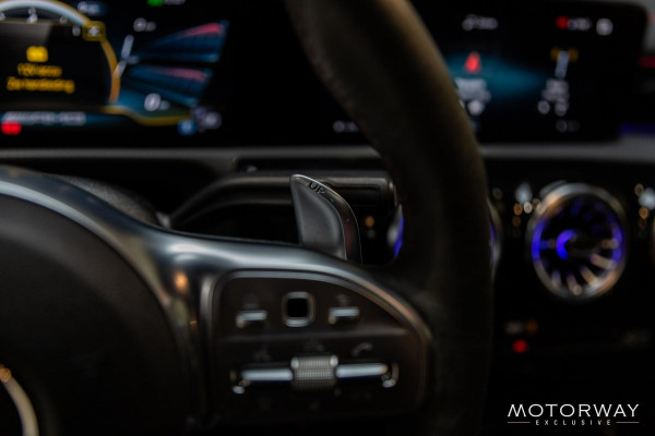 Mercedes-Benz CLA-Klasse Shooting Brake AMG 45 S 4MATIC+ Premium Plus |PANO|CAMERA|SFEER|BURMESTER|KUIPSTOELEN|MEMORY Mercedes-Benz CLA-Klasse Shooting Brake AMG 45 S 4MATIC+ Premium Plus |PANO|CAMERA|SFEER|BURMESTER|KUIPSTOELEN|MEMORY