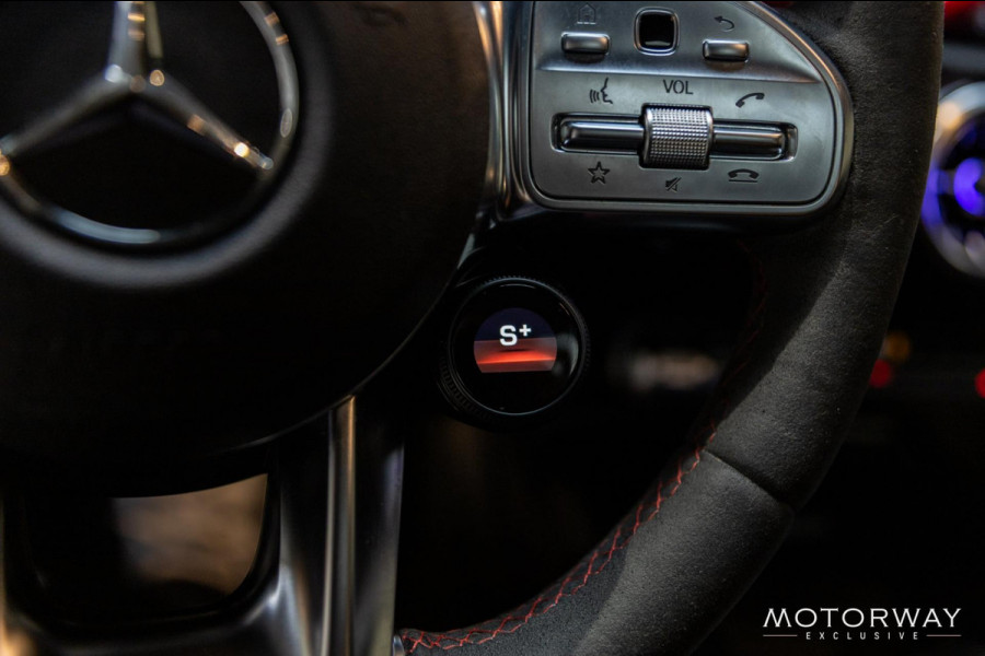 Mercedes-Benz CLA-Klasse Shooting Brake AMG 45 S 4MATIC+ Premium Plus |PANO|CAMERA|SFEER|BURMESTER|KUIPSTOELEN|MEMORY Mercedes-Benz CLA-Klasse Shooting Brake AMG 45 S 4MATIC+ Premium Plus |PANO|CAMERA|SFEER|BURMESTER|KUIPSTOELEN|MEMORY