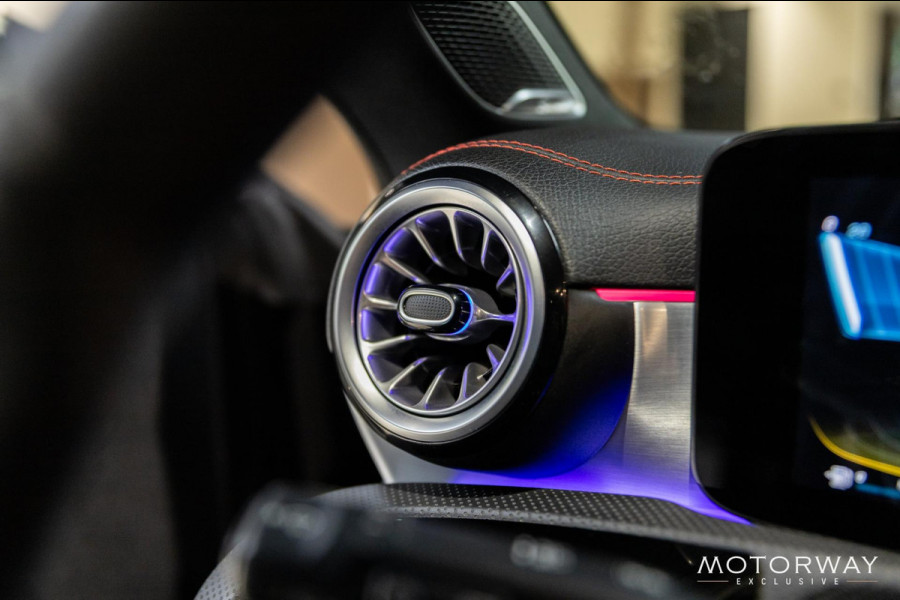 Mercedes-Benz CLA-Klasse Shooting Brake AMG 45 S 4MATIC+ Premium Plus |PANO|CAMERA|SFEER|BURMESTER|KUIPSTOELEN|MEMORY Mercedes-Benz CLA-Klasse Shooting Brake AMG 45 S 4MATIC+ Premium Plus |PANO|CAMERA|SFEER|BURMESTER|KUIPSTOELEN|MEMORY