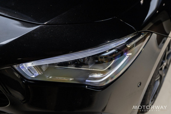 Mercedes-Benz CLA-Klasse Shooting Brake AMG 45 S 4MATIC+ Premium Plus |PANO|CAMERA|SFEER|BURMESTER|KUIPSTOELEN|MEMORY Mercedes-Benz CLA-Klasse Shooting Brake AMG 45 S 4MATIC+ Premium Plus |PANO|CAMERA|SFEER|BURMESTER|KUIPSTOELEN|MEMORY