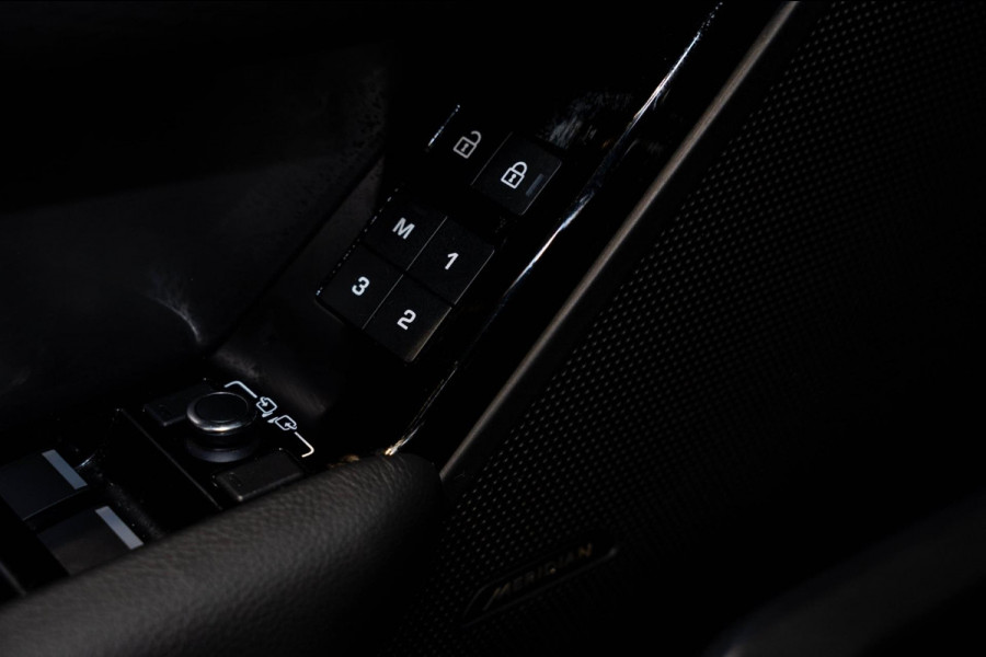 Land Rover Range Rover Velar 2.0 P400e R-Dynamic HSE|Black Pack|Matrix|Pano|360°Camera|ColdClimatePac|Meridian|Memory Land Rover Range Rover Velar 2.0 P400e R-Dynamic HSE|Black Pack|Matrix|Pano|360°Camera|ColdClimatePac|Meridian|Memory