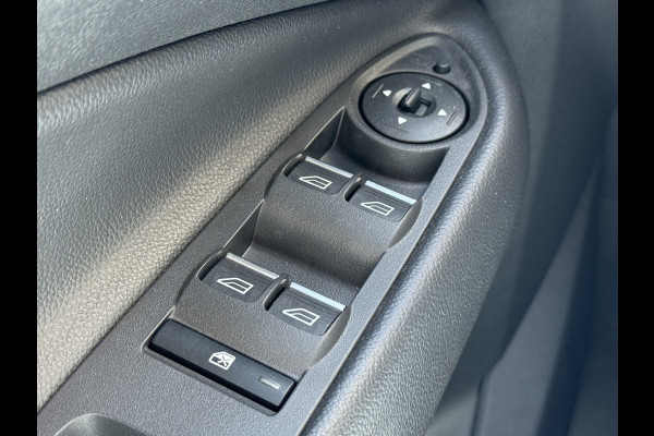 Ford Kuga BWJ 2017 | 1.5T 120PK Trend Ultimate | | TREKHAAK | CLIMA | CRUISE | NAVI | LICHTMETAAL | PDC | CARPLAY Ford Kuga BWJ 2017 | 1.5T 120PK Trend Ultimate | | TREKHAAK | CLIMA | CRUISE | NAVI | LICHTMETAAL | PDC | CARPLAY