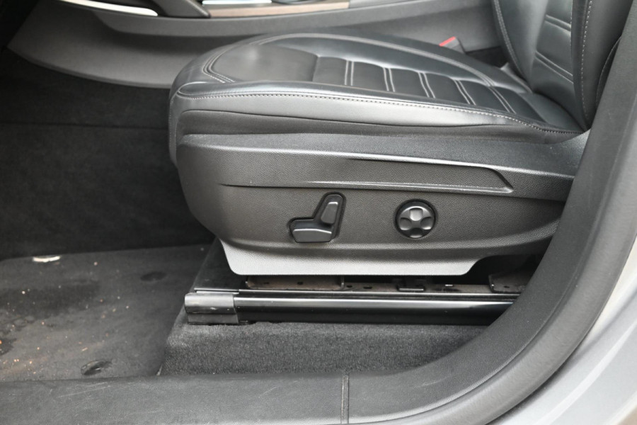 Alfa Romeo Stelvio 2.0 T AWD Super First Edition 280 PK Leder Camera Keyless Stoel/Stuurverw. Elek Klep 20'' Alfa Romeo Stelvio 2.0 T AWD Super First Edition 280 PK Leder Camera Keyless Stoel/Stuurverw. Elek Klep 20''