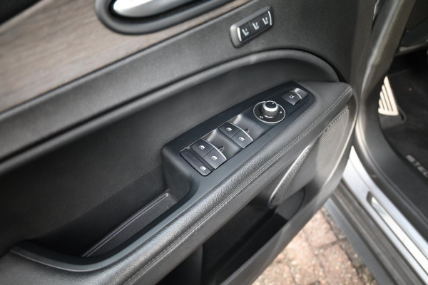 Alfa Romeo Stelvio 2.0 T AWD Super First Edition 280 PK Leder Camera Keyless Stoel/Stuurverw. Elek Klep 20'' Alfa Romeo Stelvio 2.0 T AWD Super First Edition 280 PK Leder Camera Keyless Stoel/Stuurverw. Elek Klep 20''
