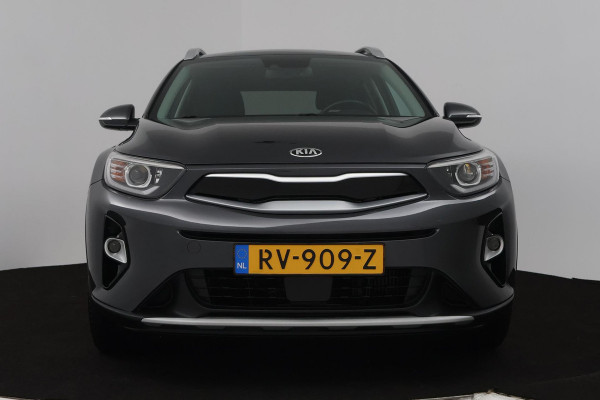 Kia Stonic 1.0 T-GDi DynamicLine (TREKHAAK, ACHTERUITRIJCAMERA, PARKEERSENSOREN, LANE-ASSIST, CRUISE CONTROL) Kia Stonic 1.0 T-GDi DynamicLine (TREKHAAK, ACHTERUITRIJCAMERA, PARKEERSENSOREN, LANE-ASSIST, CRUISE CONTROL)