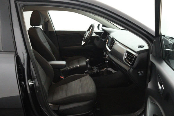 Kia Stonic 1.0 T-GDi DynamicLine (TREKHAAK, ACHTERUITRIJCAMERA, PARKEERSENSOREN, LANE-ASSIST, CRUISE CONTROL) Kia Stonic 1.0 T-GDi DynamicLine (TREKHAAK, ACHTERUITRIJCAMERA, PARKEERSENSOREN, LANE-ASSIST, CRUISE CONTROL)