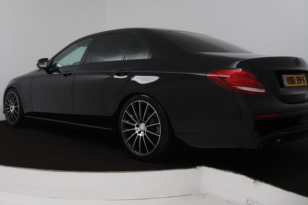 Mercedes-Benz E-Klasse 200 Business (SFEERVERLICHTING STOELVERWARMING, NAVIGATIE, CRUISE CONTROL, PARKEERSENSOREN) Mercedes-Benz E-Klasse 200 Business (SFEERVERLICHTING STOELVERWARMING, NAVIGATIE, CRUISE CONTROL, PARKEERSENSOREN)