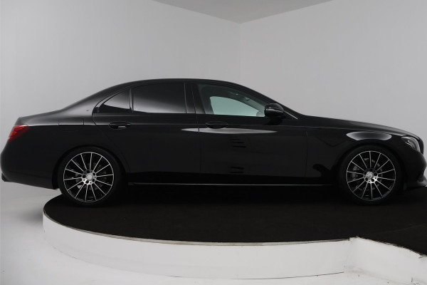 Mercedes-Benz E-Klasse 200 Business (SFEERVERLICHTING STOELVERWARMING, NAVIGATIE, CRUISE CONTROL, PARKEERSENSOREN) Mercedes-Benz E-Klasse 200 Business (SFEERVERLICHTING STOELVERWARMING, NAVIGATIE, CRUISE CONTROL, PARKEERSENSOREN)