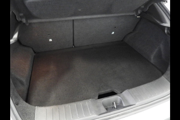 Nissan Juke 1.0 DIG-T N-Design NAVI/CAMERA/CLIMA/LED/19"LMV! Nissan Juke 1.0 DIG-T N-Design NAVI/CAMERA/CLIMA/LED/19"LMV!