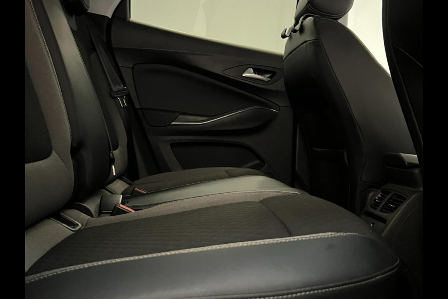 Opel Grandland X 1.2 Turbo / NL-auto / CarPlay / Camera