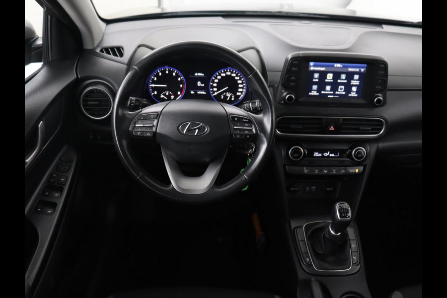 Hyundai Kona 1.0T Comfort | Camera | Carplay | Navigatie | Cruise control | Climate control | Parkeerhulp | DAB | 16'' lichtmetalen velgen